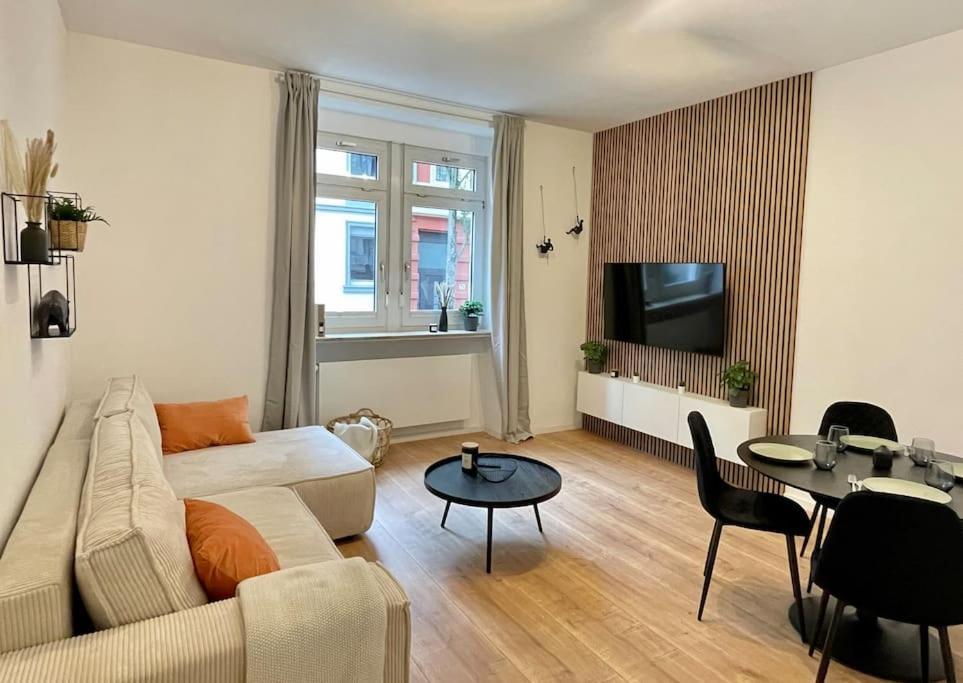 Stylisches Apartment In Zentraler Lage Mit Balkon Karlsruhe Eksteriør bilde